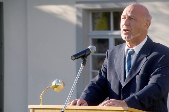 In the Shadow of the Alps 14